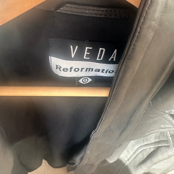 Reformation x Veda Park Leather Blazer - Picture 7 of 7